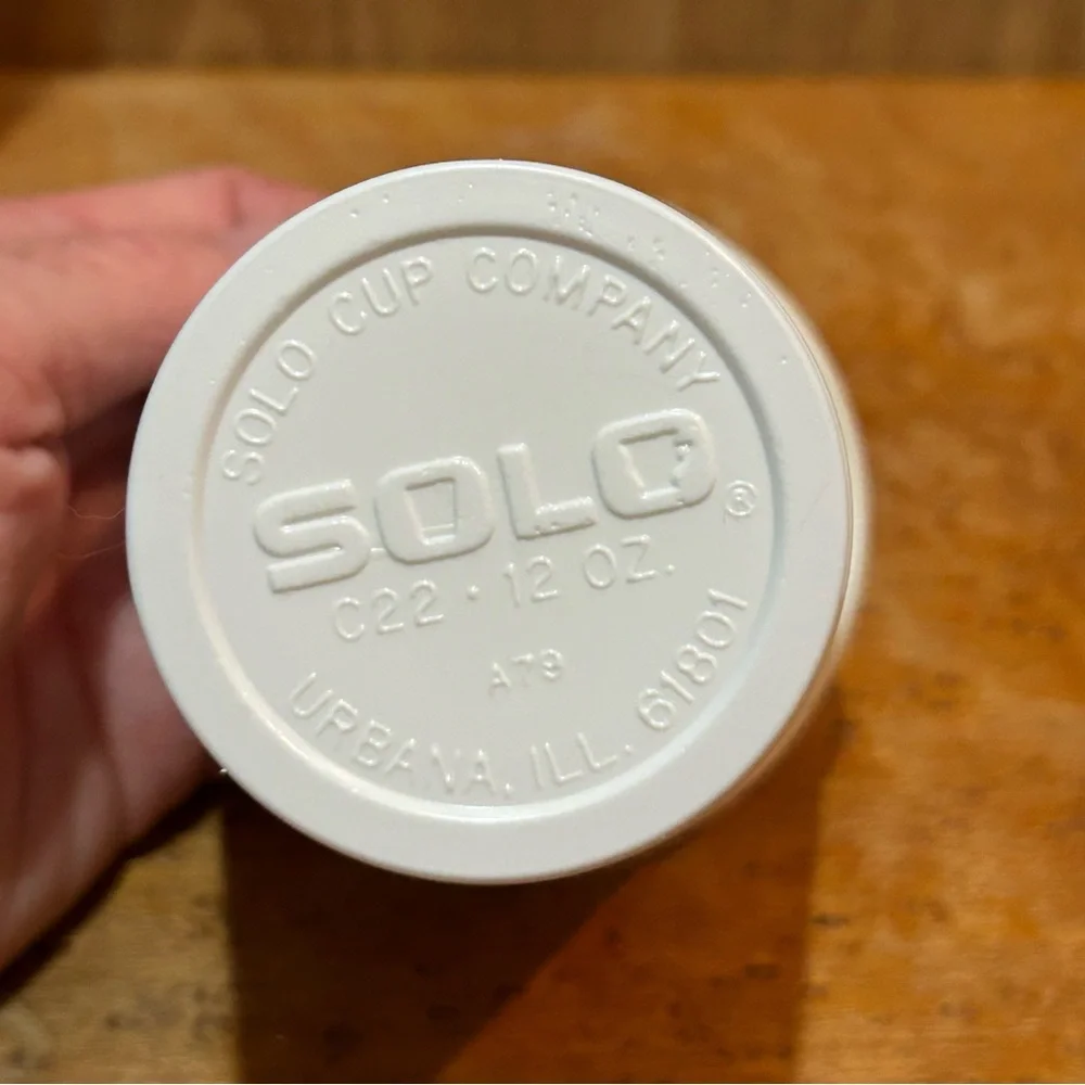 SOLO Cup Rainier Beer Hydro Race Commemorative 12oz Plastic Cups SeaFair 18 Cups